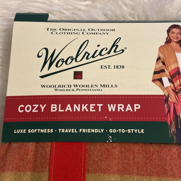 Woolrich Striped Blanket Wrap - Red, Tan, Black brand new - Picture 3 of 8
